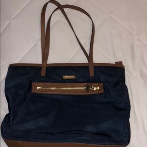 Medium sized Michael Kors purse